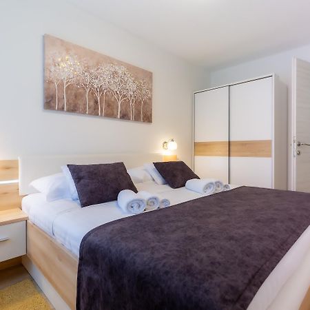 Apartman Angolo Verde Vizinada ภายนอก รูปภาพ